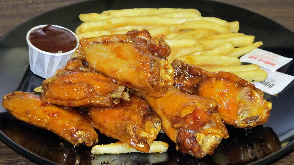 Sweet chili wings and fries From Tunxis Community College'… Flickr