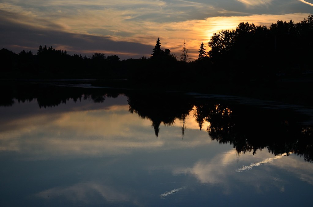 mirrorlake sset1_20110812_317 Mirror Lake Sunset Camrose Flickr