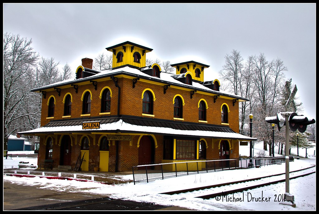 galenatrain1 Galena Illinois train station HDR michael Drucker Flickr