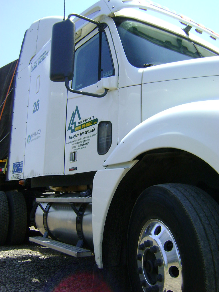 Truck | Fernando Arias | Flickr