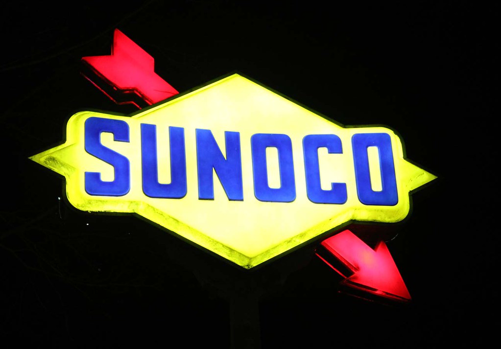 W Springfield MA January 2012 Older Sunoco sign still in u… Flickr