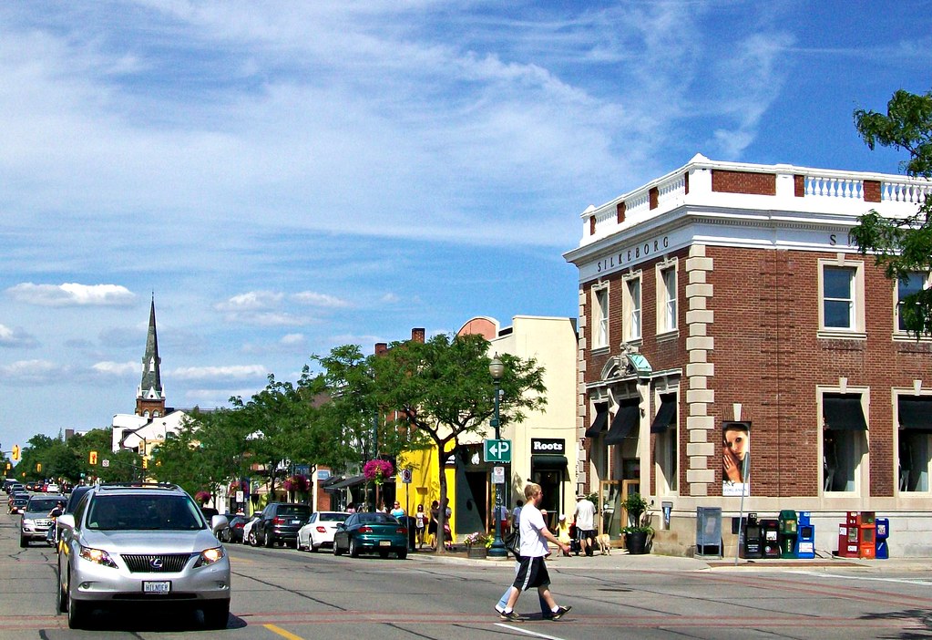 Downtown Oakville .Lakeshore Road, Oakville Ontario… Flickr