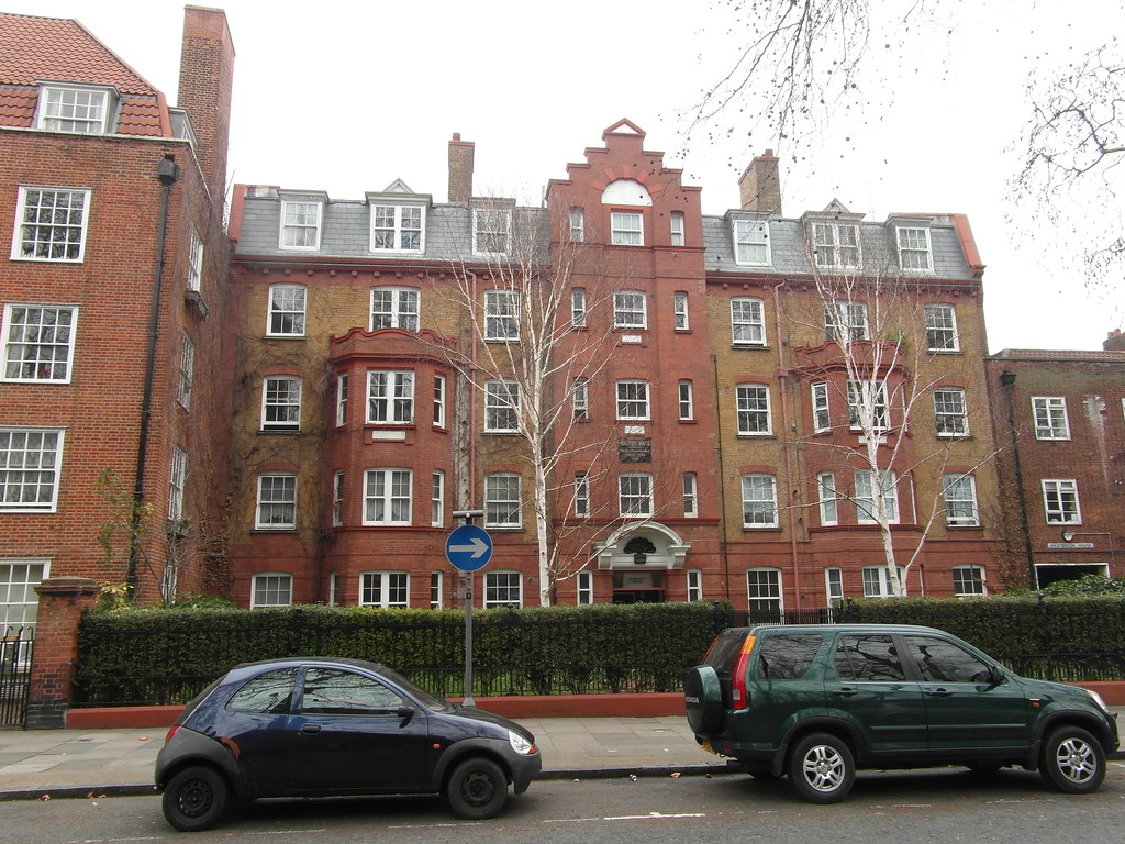 Montfort House Victoria Park Square, Bethnal Green. Design… Flickr