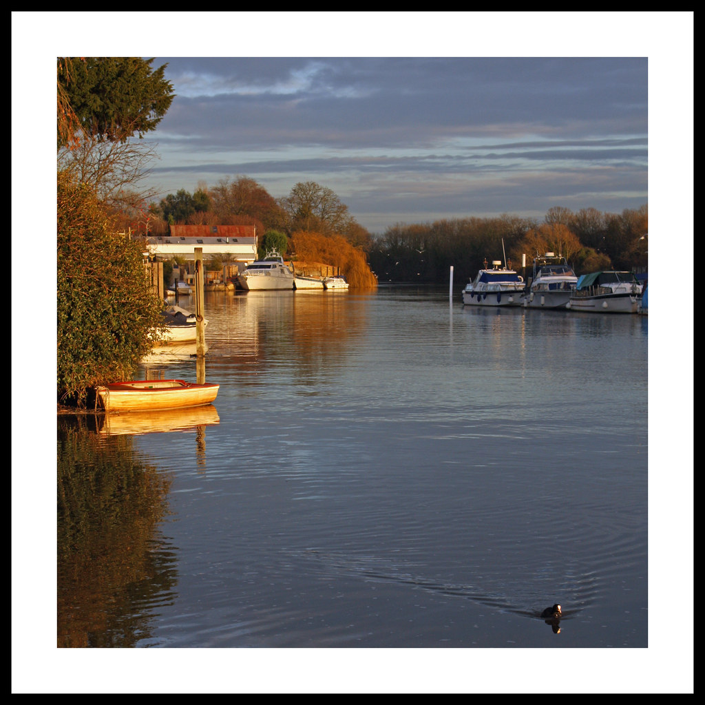 SunburyonThames toughsl Flickr