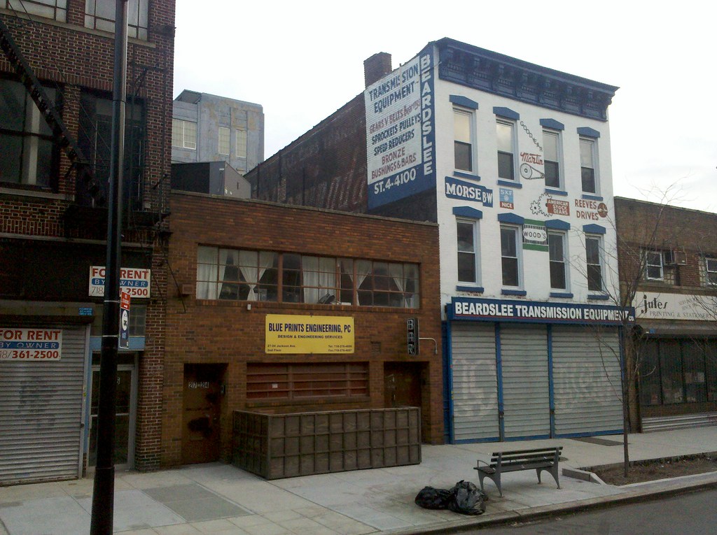 Old Bloomingdale's ad It reads "All Cars Transfer to Bloo… Flickr