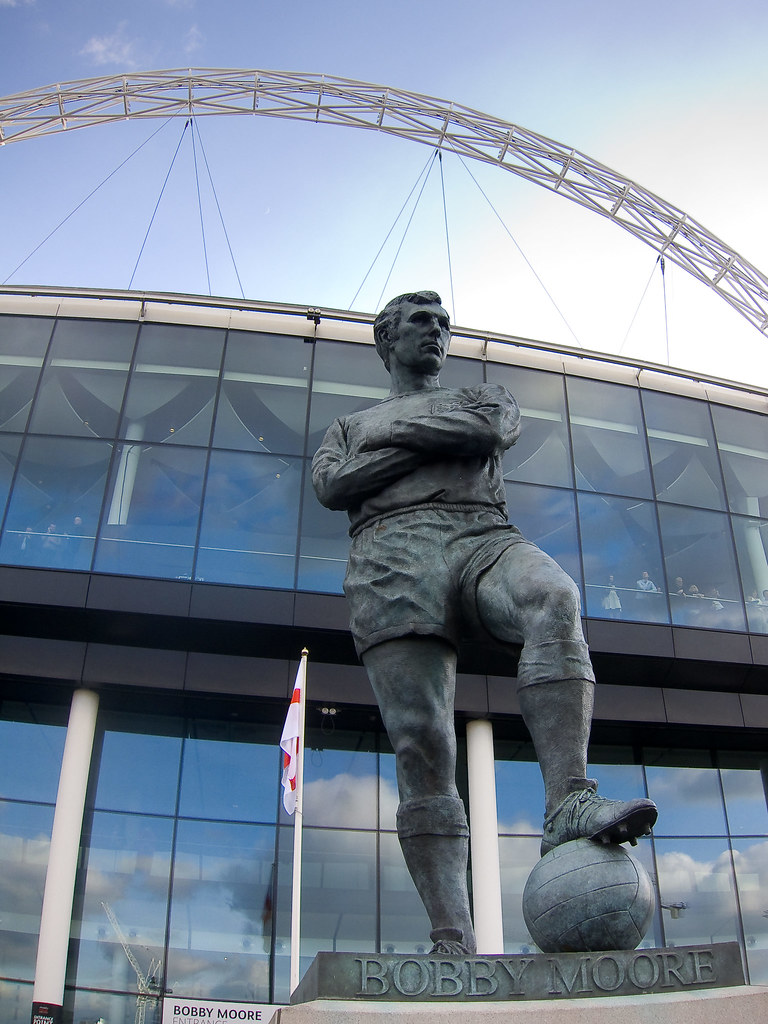 Bobby Moore Statue outside Wembley Stadium Located at the … Flickr
