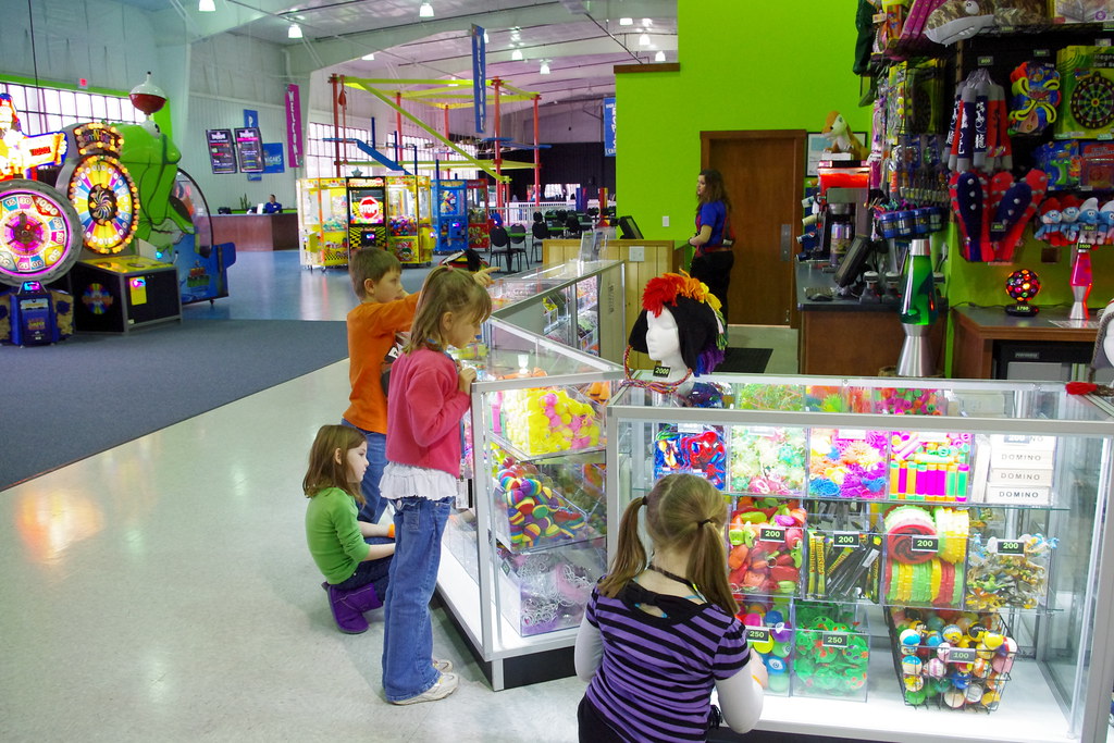 IMGP3954 Shenanigans Entertainment Center and Sports Bar Flickr