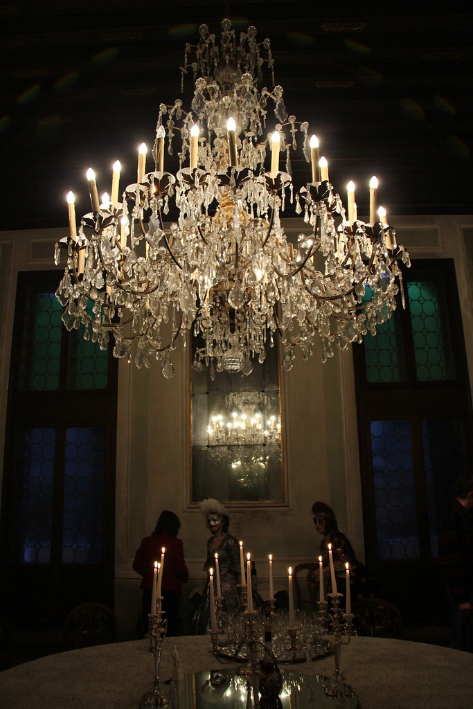 Venice 39 Candle, window, light, chandelier Carlos Guzman Flickr