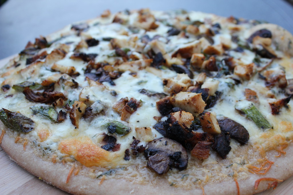 Chicken, Asparagus, Mushroom Alfredo Grilled Pizza Flickr