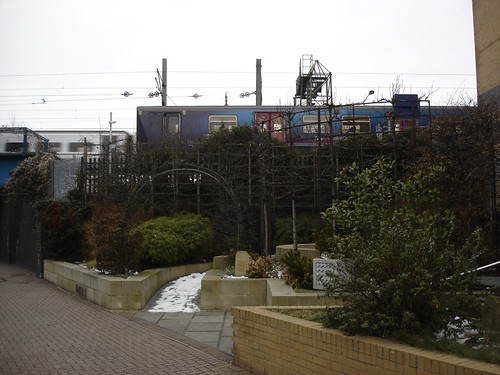 Memorial Garden, Potters Bar Station This Garden was creatâ€¦ Flickr