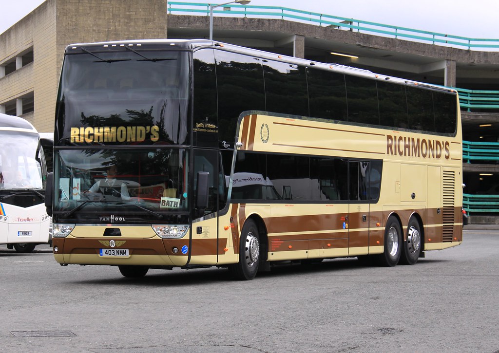 403NMM Richmonds , Royston , Van Hool TX27 Astromega , Riv… Flickr