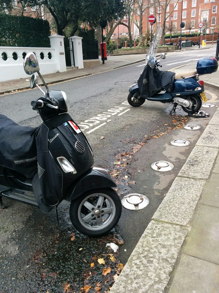 Motorcycles parking Kensington & Chelsea, London, UK Francois