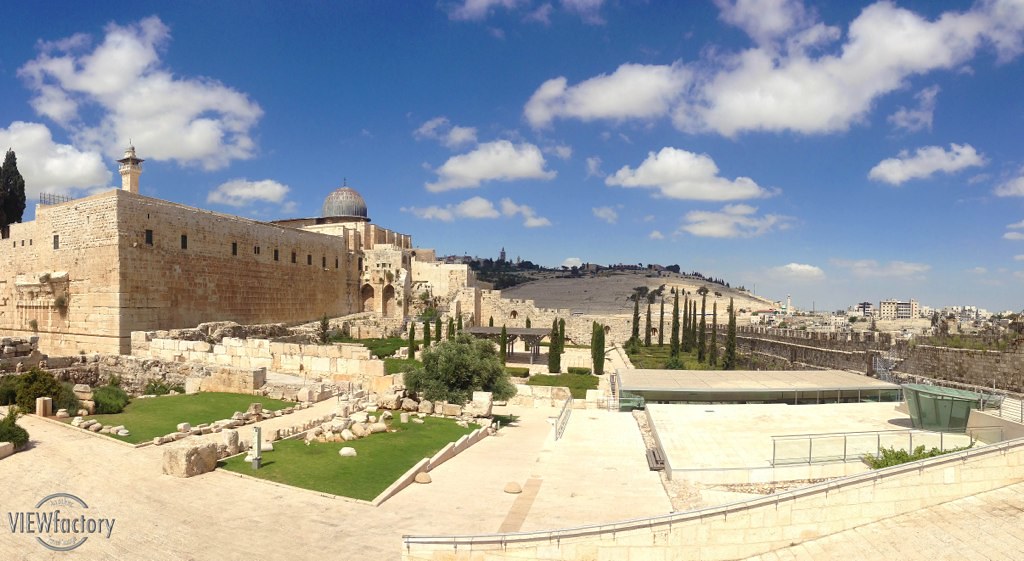 Western Wall Excavations Archeological excavations have be… Flickr