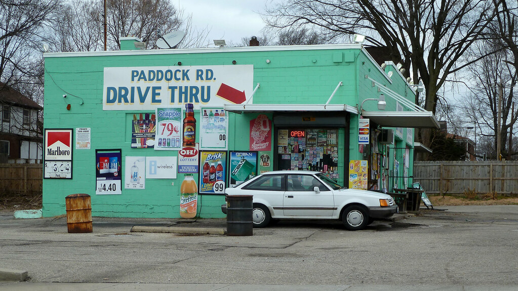Corner 1 Of 3 Paddock Rd. Drive Thru Bond Hill area of C… Flickr