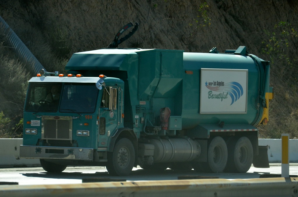 CITY OF LOS ANGELES DEPARTMENT OF SANITATION TRUCK Flickr