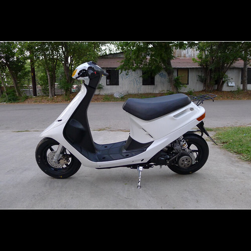 P1000060 Honda Dio SP Honda Dio SP with disc brake. Rear s… Flickr