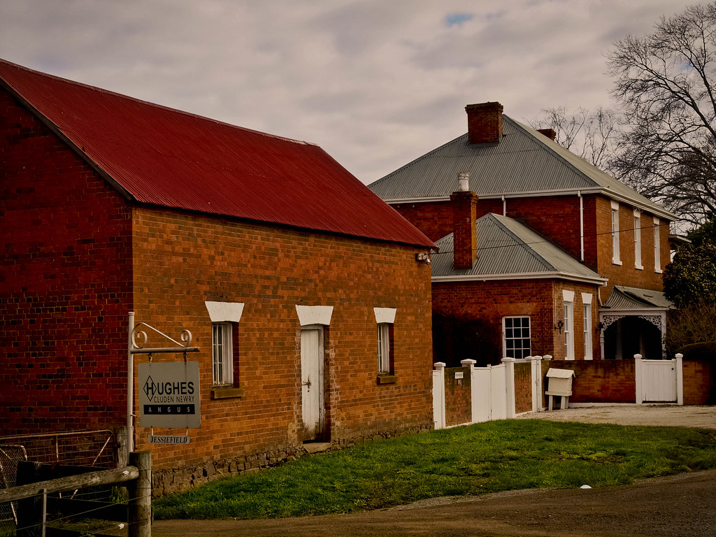 to the manor born Farm house outside Launceston, Tasmania.… Chris Burns Flickr