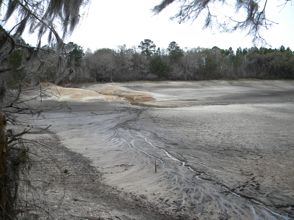 Lake Iamonia Draining Water drains into one of Lake Iamo… Flickr