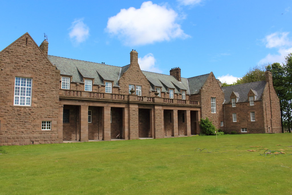 Strathcona House,Bucksburn_may 16_459 Alan Longmuir. Flickr