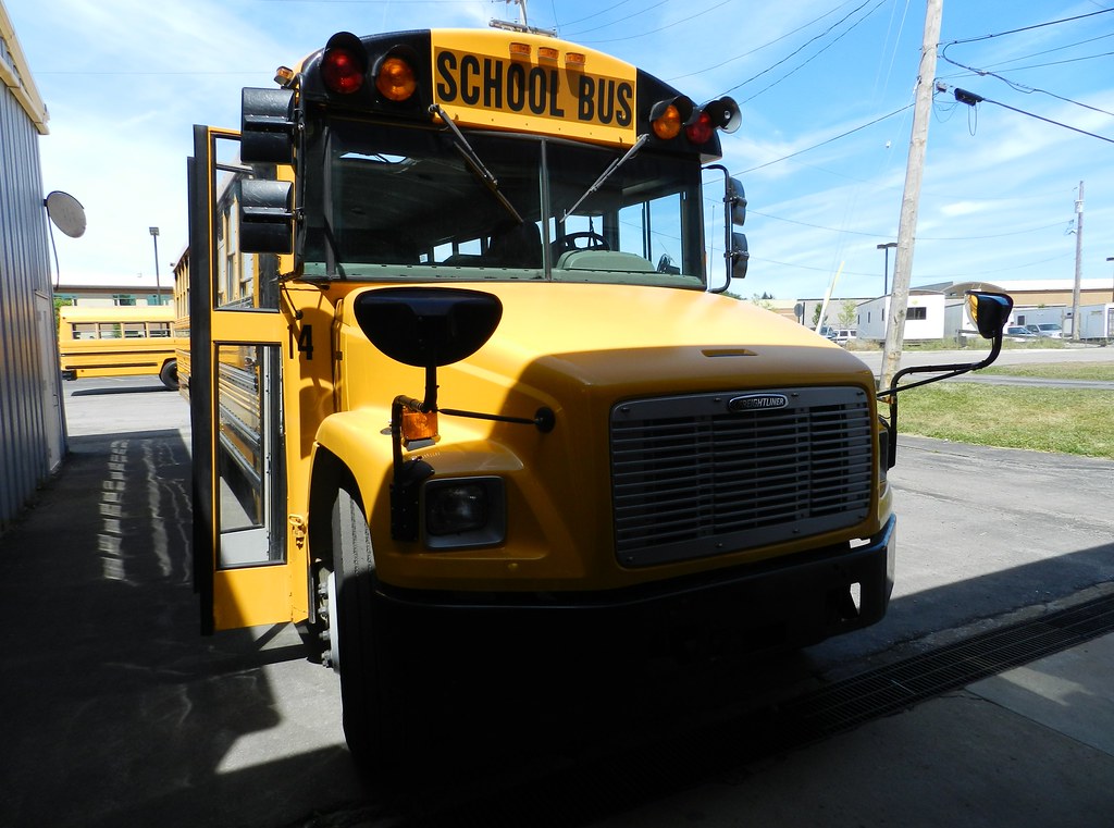 DSCN7344 Hubbard Public Schools 14 2005 Thomas Freightli… Flickr