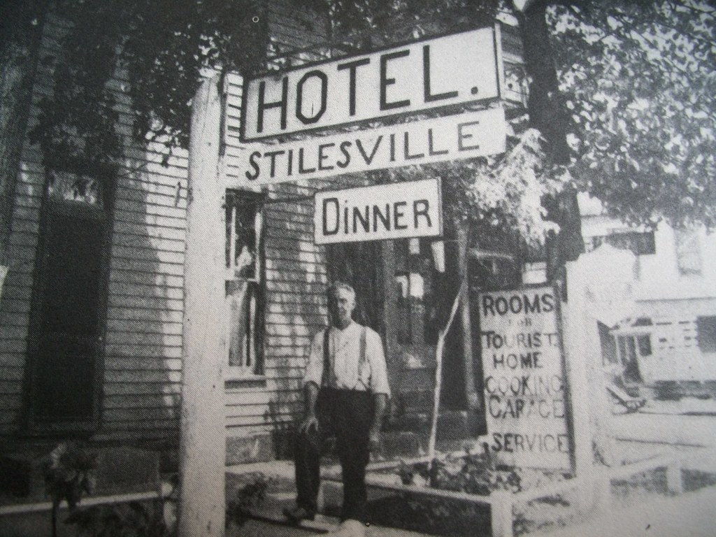 Hotel and Dinner Early hotel in Stilesville, IN. Taken in … Flickr
