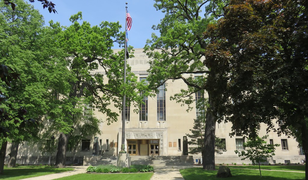 Winnebago County Courthouse (Oshkosh, Wisconsin) The Winne… Flickr