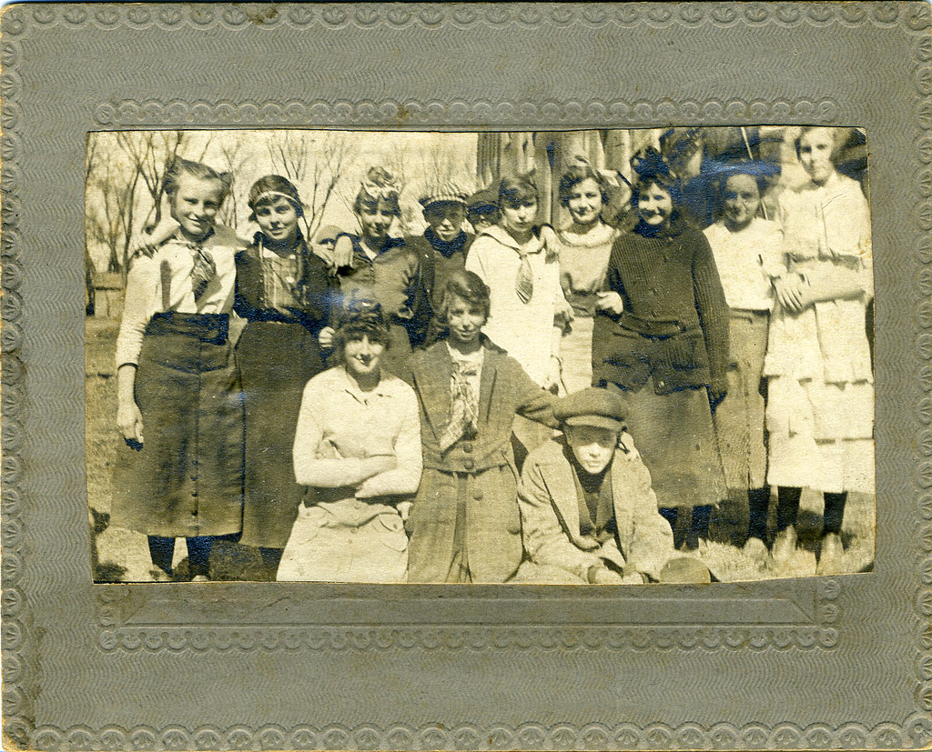 FHC01012 School class in West Branch, Iowa. Myrtle Christ… Flickr
