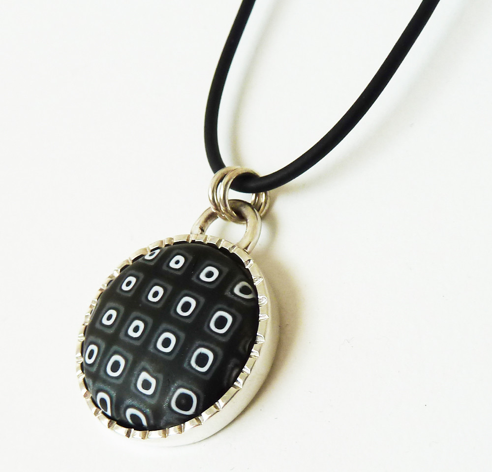Black and White Pendant Rebecca Geoffrey Flickr