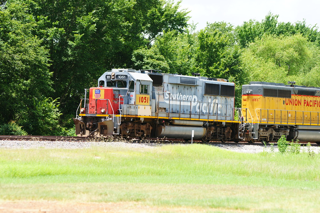 6/20/2016 UP DallasFort Worth Service Unit / Hearne Subdivision; L