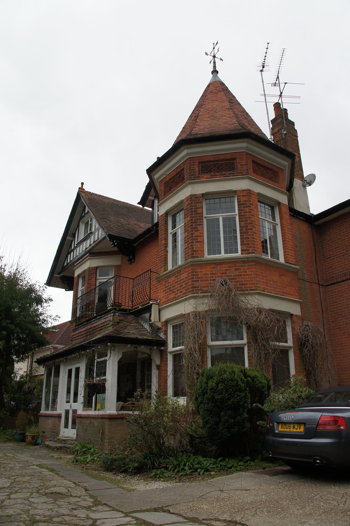 Carisbrooke House, 36 Studland Road, Westbourne, Bournemou… Flickr