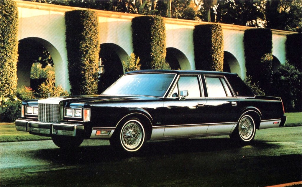 All sizes 1985 Lincoln Town Car Signature Series Flickr Photo
