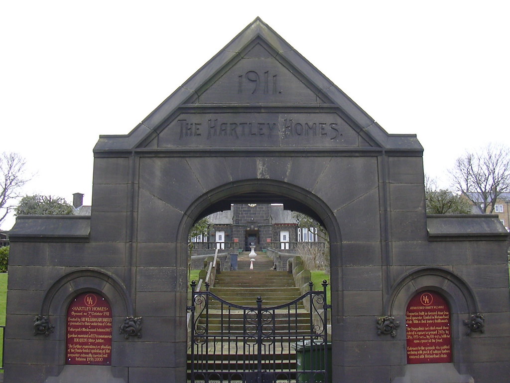 "Hartley Homes" (Almshouses) Keighley Road, Colne, Lancash… Flickr