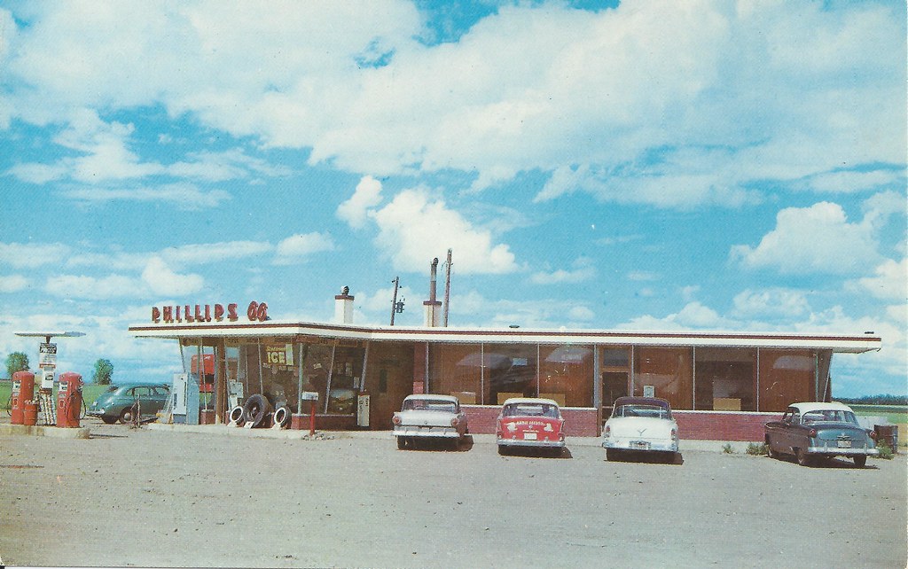 Chamberlain, South Dakota, Phillips 66, Gas Pumps, Truck A… Flickr