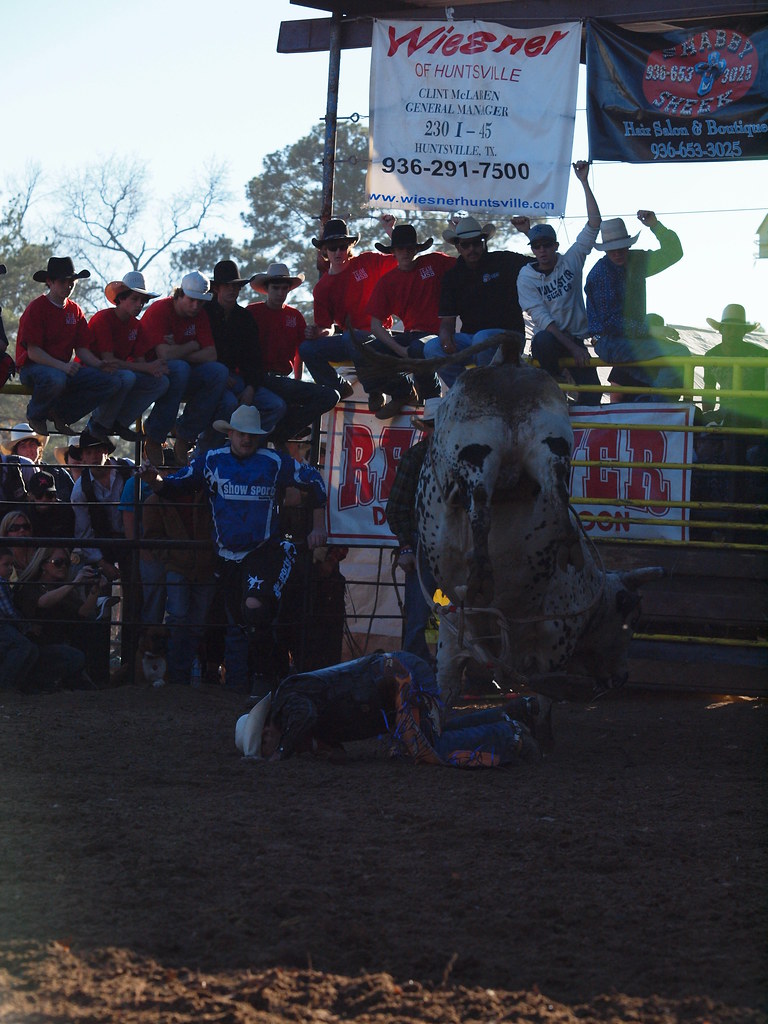 New Waverly Texas The Pitchin N the Pines New Years eve Bu… Flickr