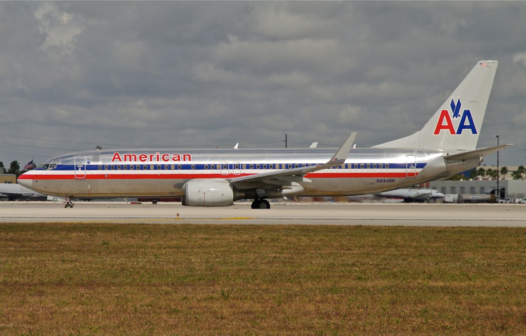 N844NN 737800 American Airlines IAD RedRipper24 Flickr