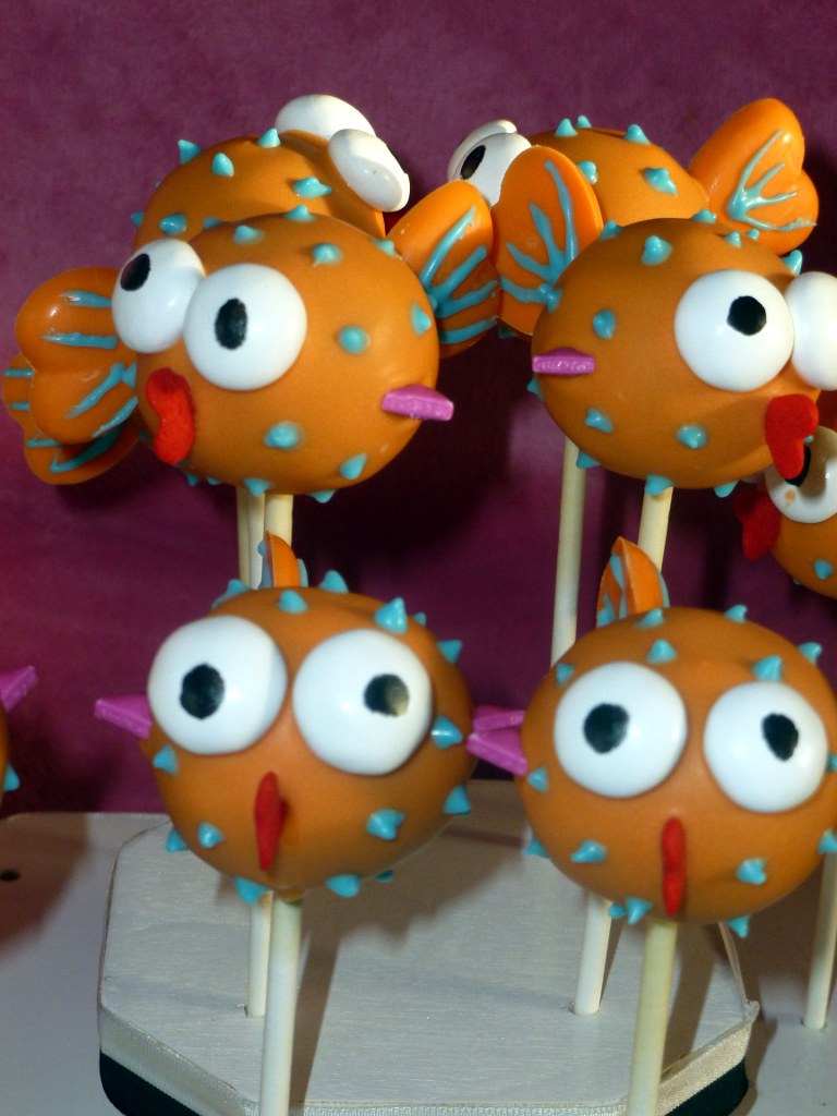 Puffer Fish Cake Pop The crazy eyes (white chocolate M&M's… Flickr