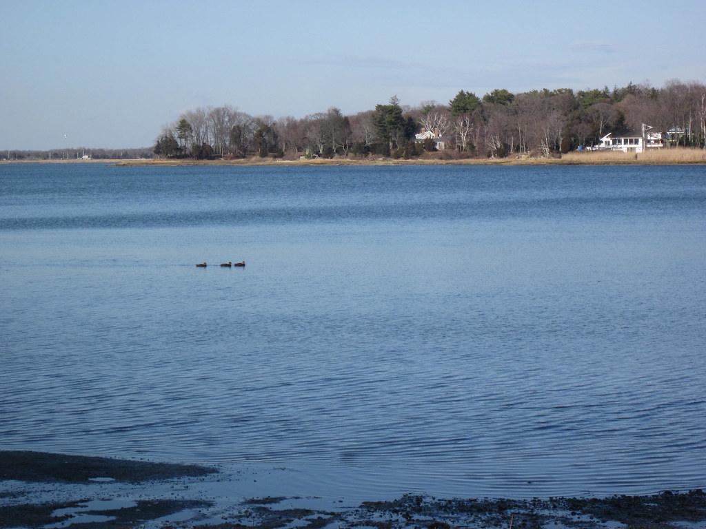 Cordwood Beach Head of the Harbor, New York Cordwood Bea… Flickr