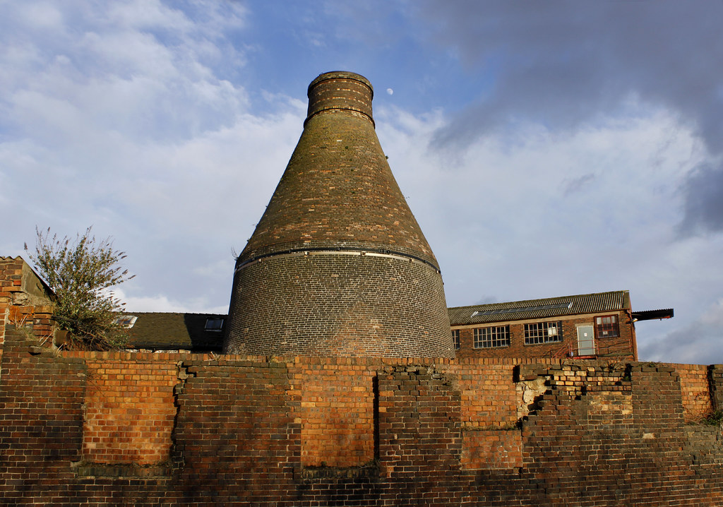 Moonshine. Bottle kiln from the old Top Bridge Pottery, pa… Flickr