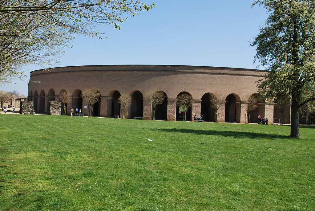 Amphitheater Archäologischer Park Xanten.APX ist ein Freil… Flickr