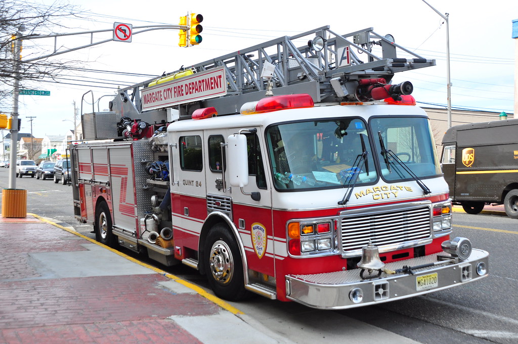 Margate City Fire Department Quint 24 1999 American LaFran… Flickr