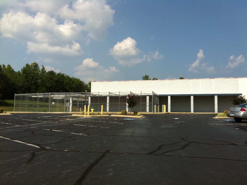 Former Walmart Mocksville, NC Mike Kalasnik Flickr