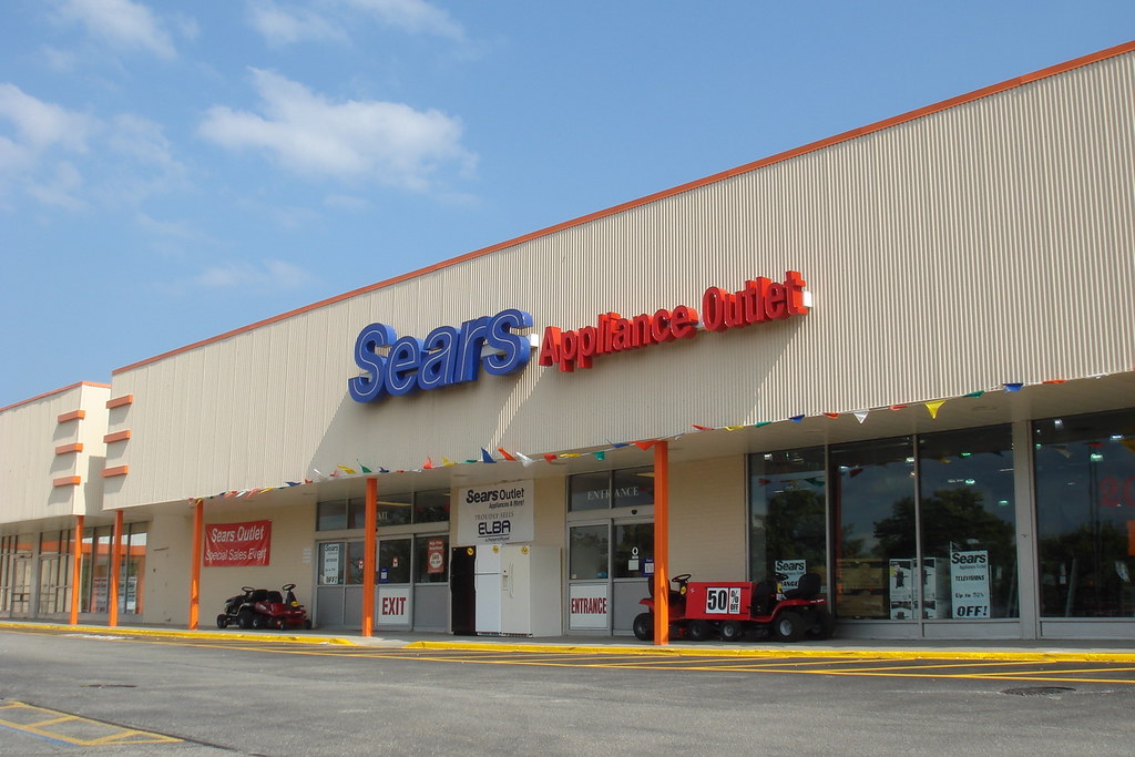 Sears Appliance Outlet; West Babylon, NY A Sears Appliance… Flickr