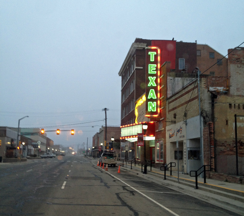 Texan Theater, Greenville TX Under renovation 2/16/12. Tak… Flickr
