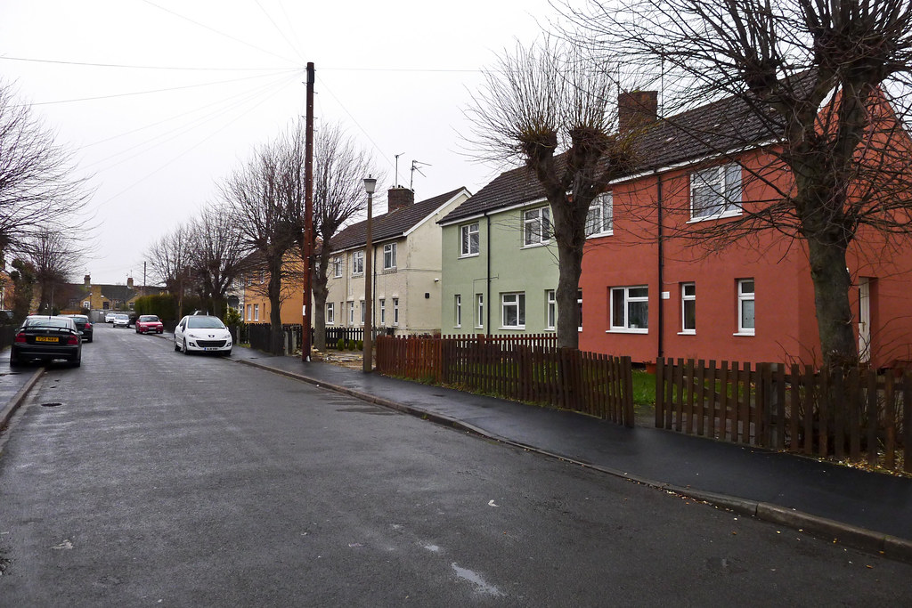 Fletton, Peterborough A street of 1950s council houses, th… Flickr