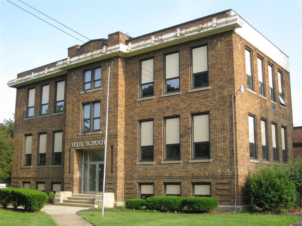 061110 Ellis SchoolBellevue, Ohio (2) Aaron Turner Flickr