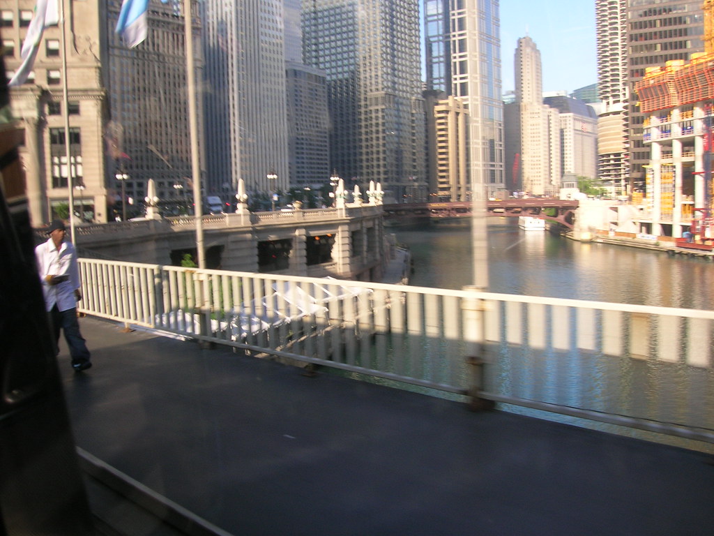 Lower Wacker Drive 1 View from the 144 bus, crossing the M… Flickr