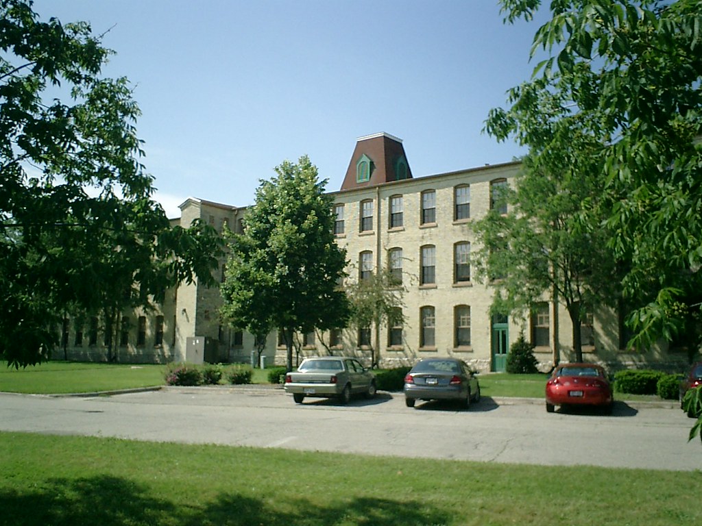 The Cotton Mill in Janesville, Wisconsin One of the apartm… Flickr