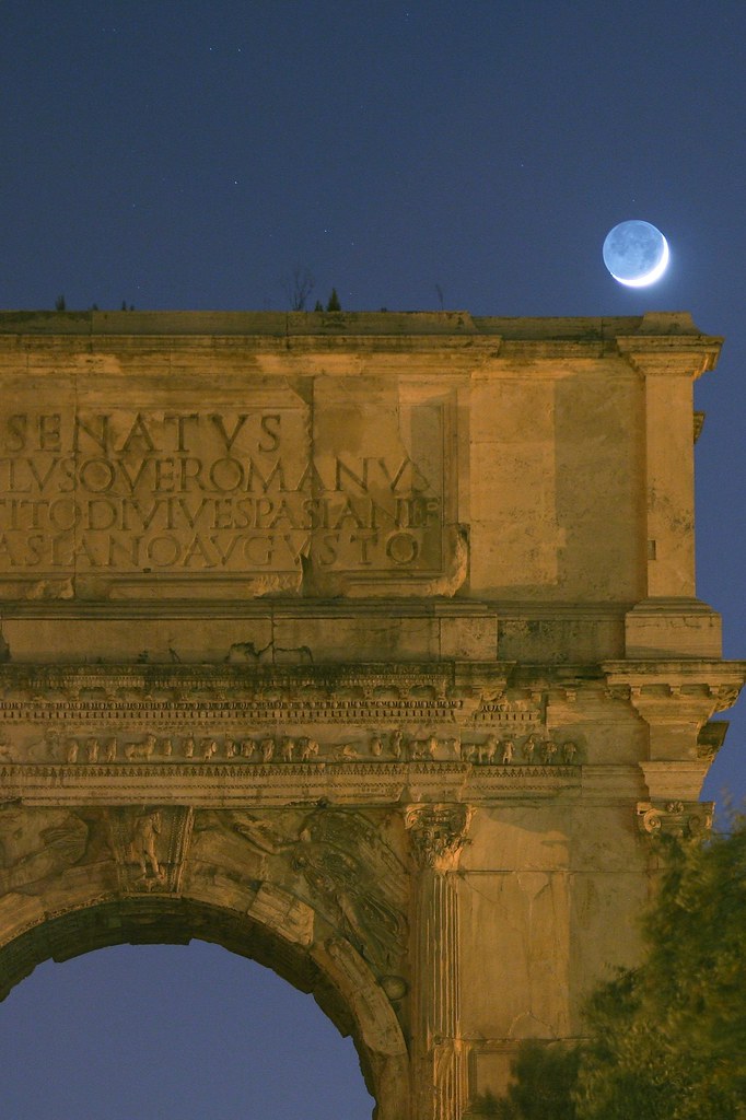 Tito's Moon Roma, Italy. Riccardo Romano Flickr