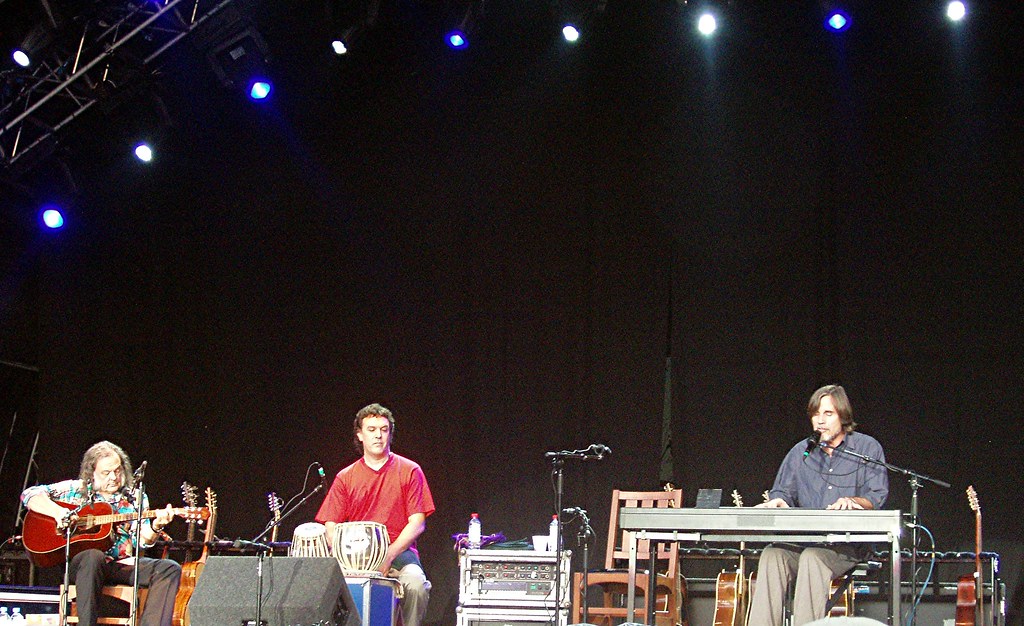 Jackson Browne Jackson Browne doing an acoustic set at the… Flickr