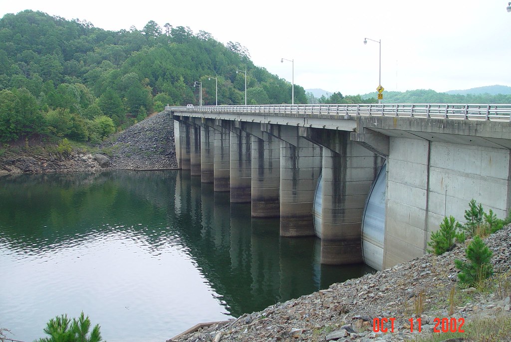20021011 Broken Bow Lake Dam lasertrimman Flickr